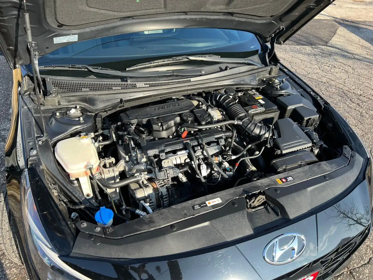 Hyundai ELANTRA снимка Hyundai ELANTRA