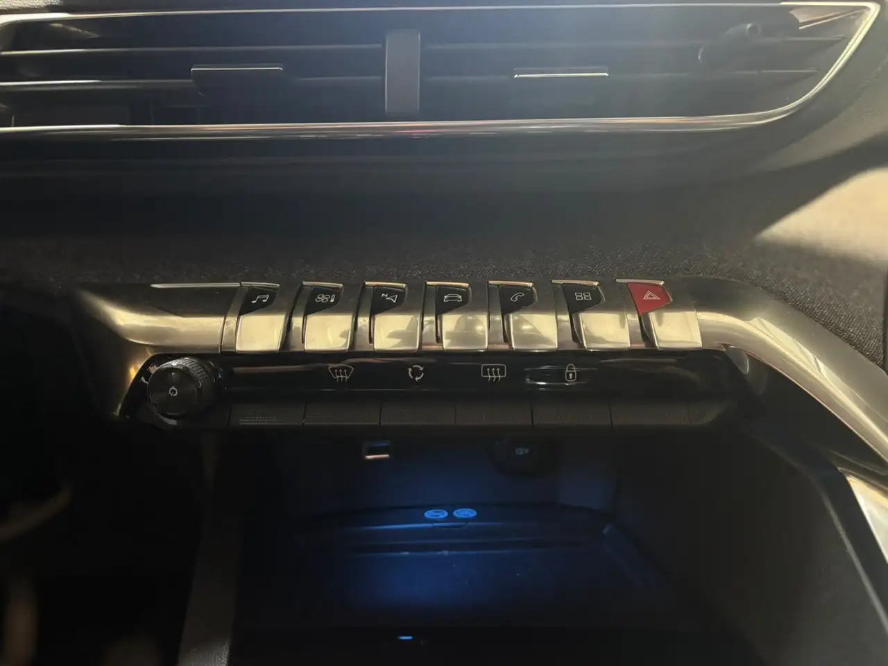 Peugeot 3008 3008 — photo 20