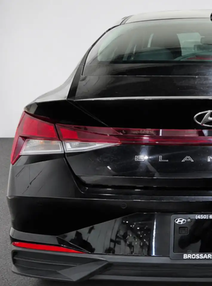 Hyundai ELANTRA снимка Hyundai ELANTRA