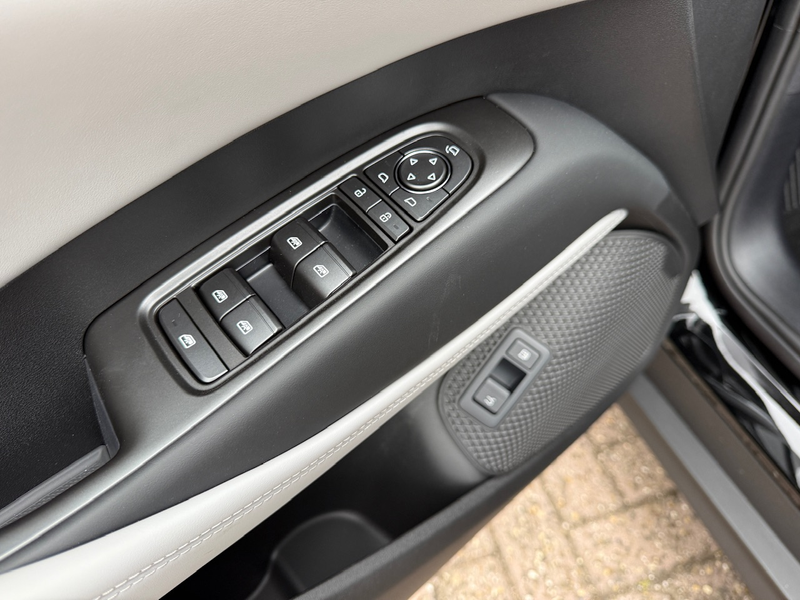 BYD Seal 6 Touring 1.5 DM-i 212PK PHEV Comfort/ Panoramadak/ — photo 32