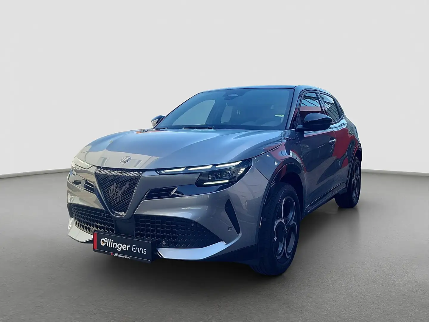 Alfa Romeo Junior Ibrida Rot - 2