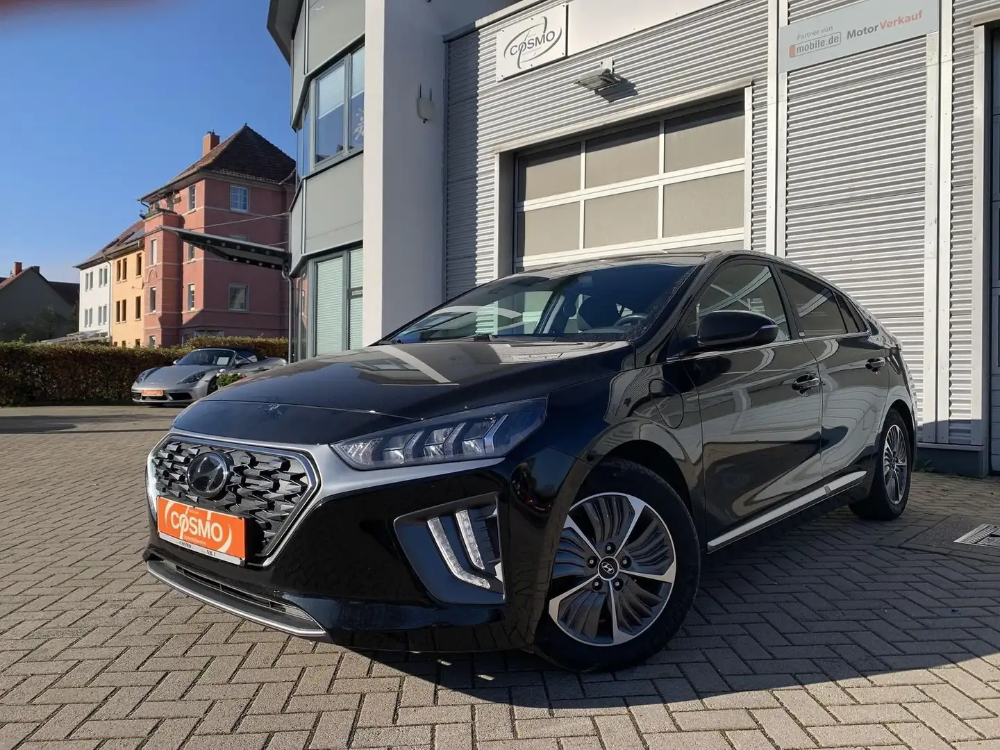 Hyundai IONIQ Ioniq Style Plug-In Hybrid Pano+Infinity+Navi Schwarz - 1