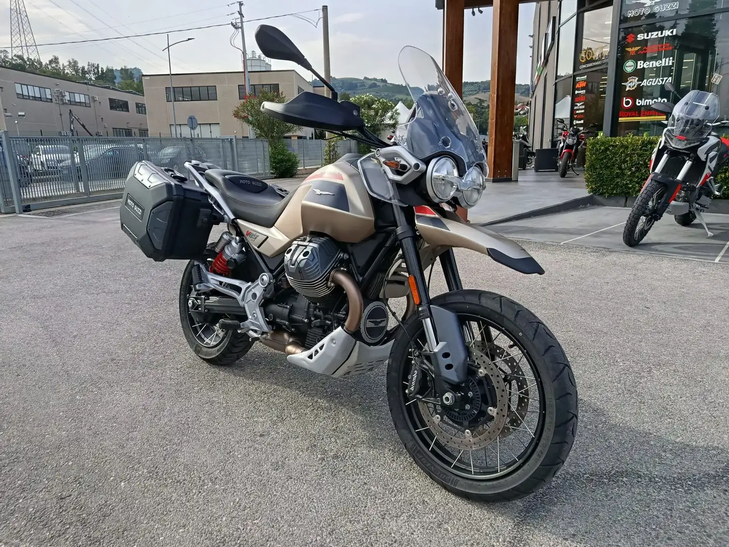 Moto Guzzi V 85 TRAVEL | FL76209 - 1
