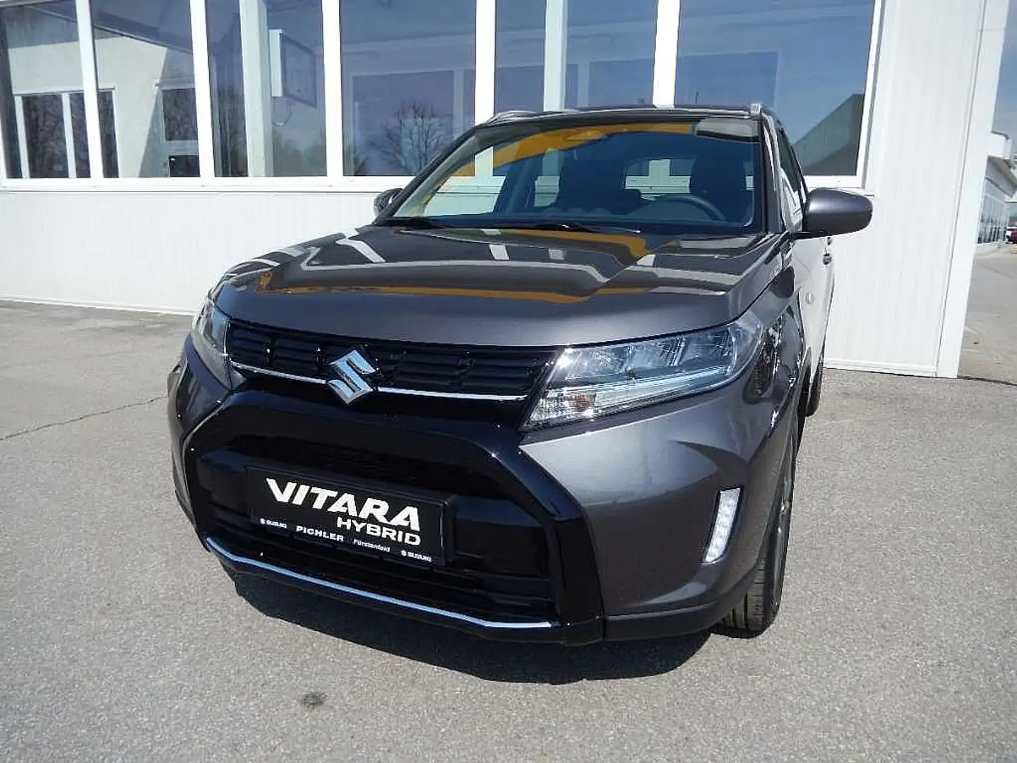 Suzuki Vitara 1,4 DITC Hybrid ALLGRIP shine Grau - 1