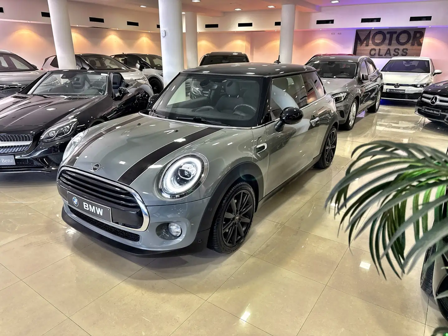 MINI Cooper D Šedá - 1