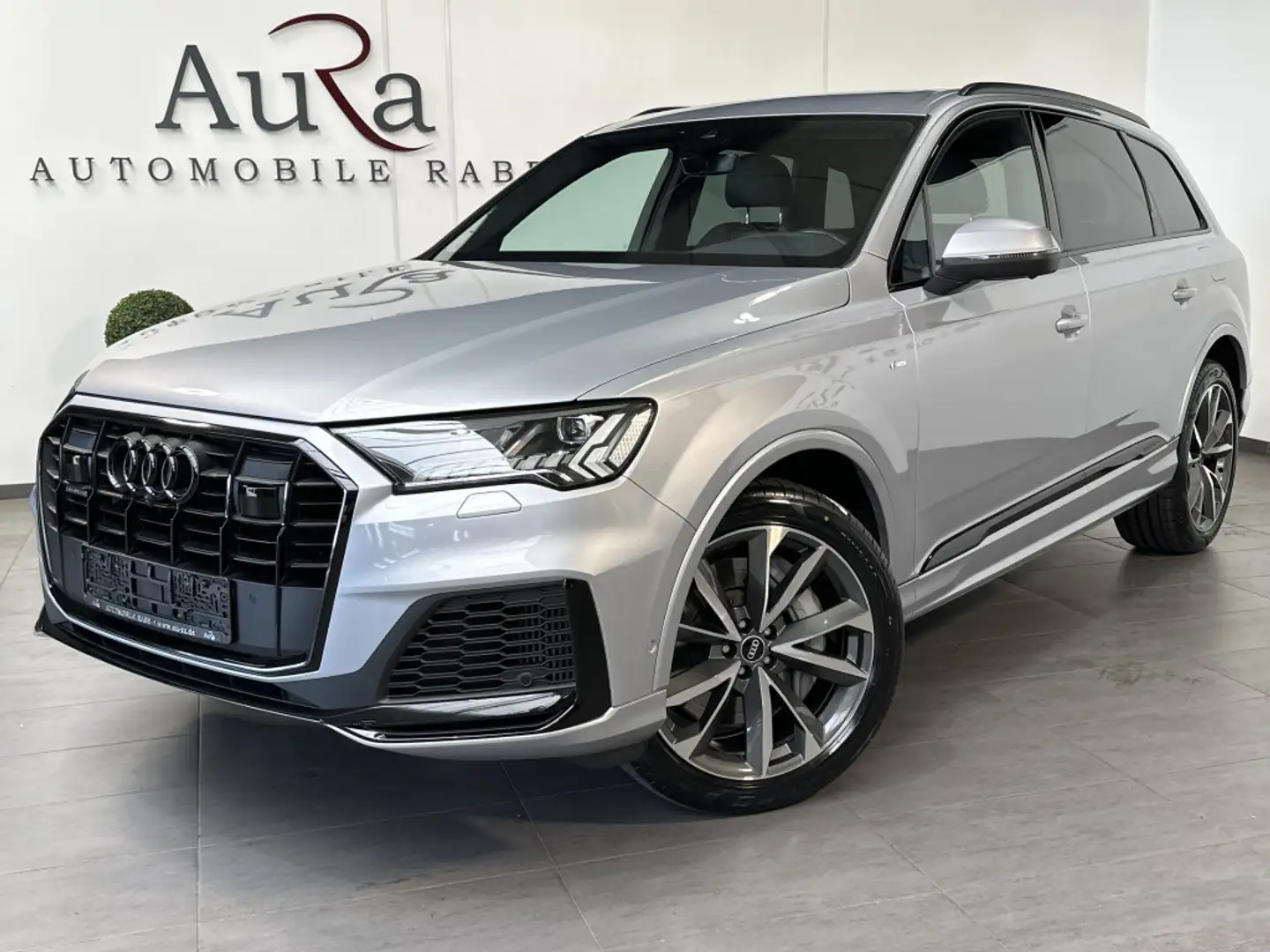 Audi Q7 55 TFSI e Qu S-Line NAV+LED+KAM+PANO+VCOCKPIT Silber - 1