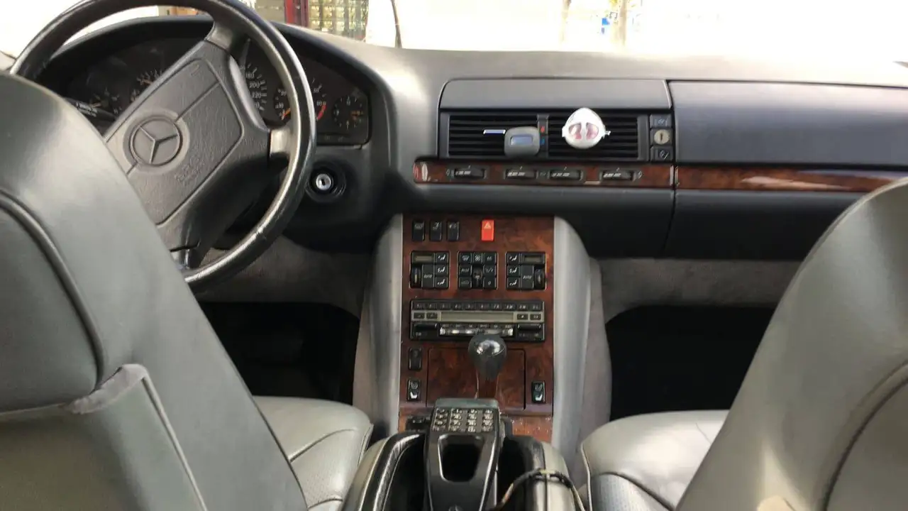 Mercedes-Benz 500E, foto 4