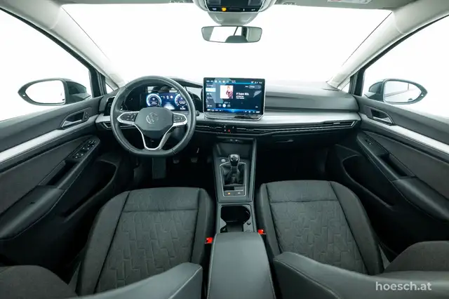Volkswagen Golf view 5