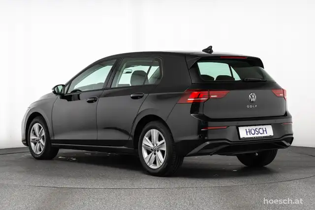 Volkswagen Golf view 4