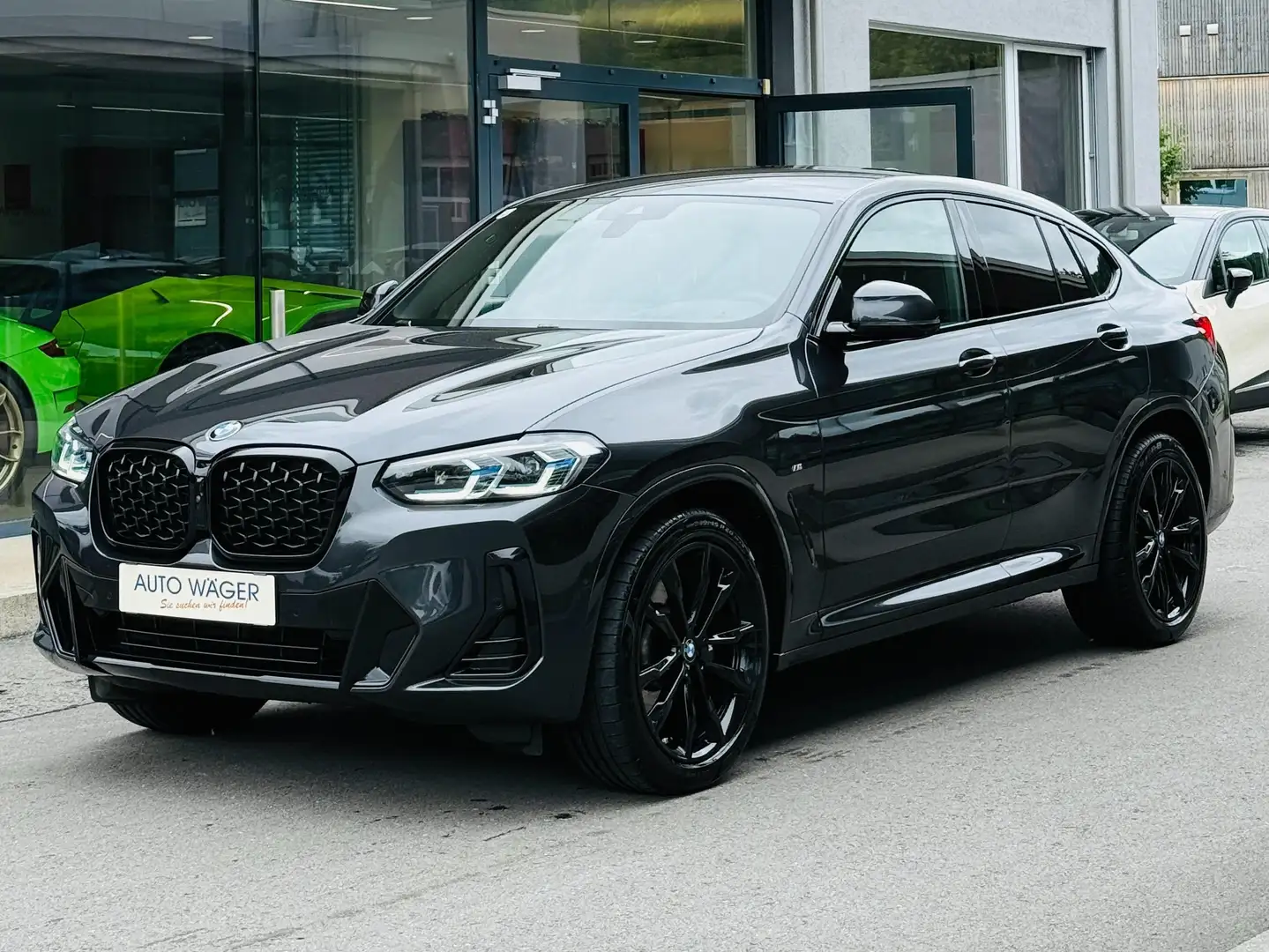 BMW X4 xDrive 30 d M Sport Schwarz - 1