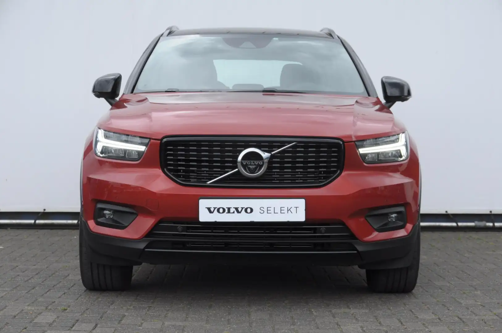 Volvo XC40 T5 262PK Automaat Recharge R-Design / BLIS / Elekt Rouge - 2
