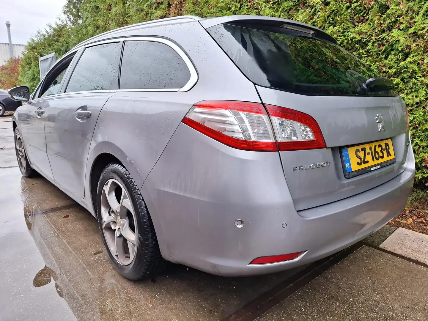 Peugeot 508 SW 1.6 e-THP Blue Lease Executive Gris - 2