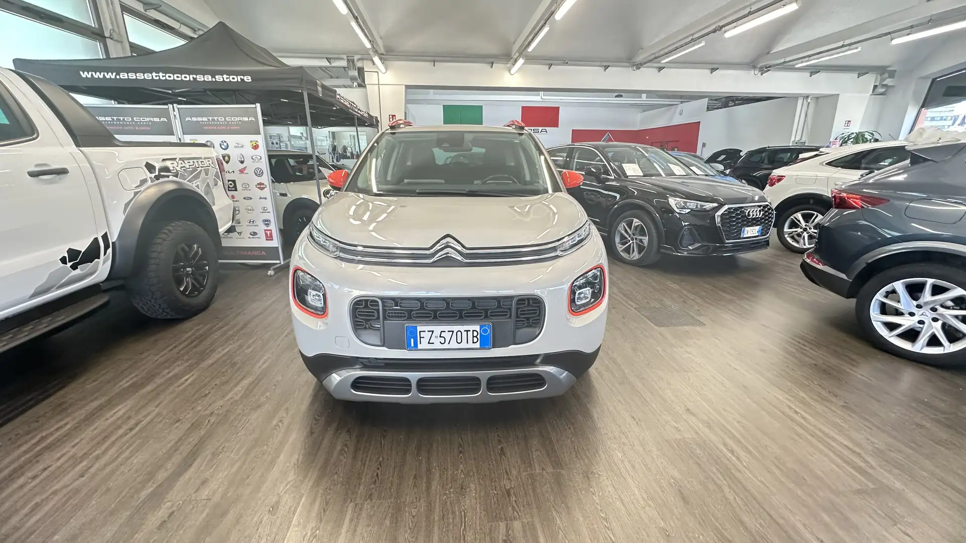 Citroen C3 Aircross 1.5 bluehdi Shine s Gris - 2