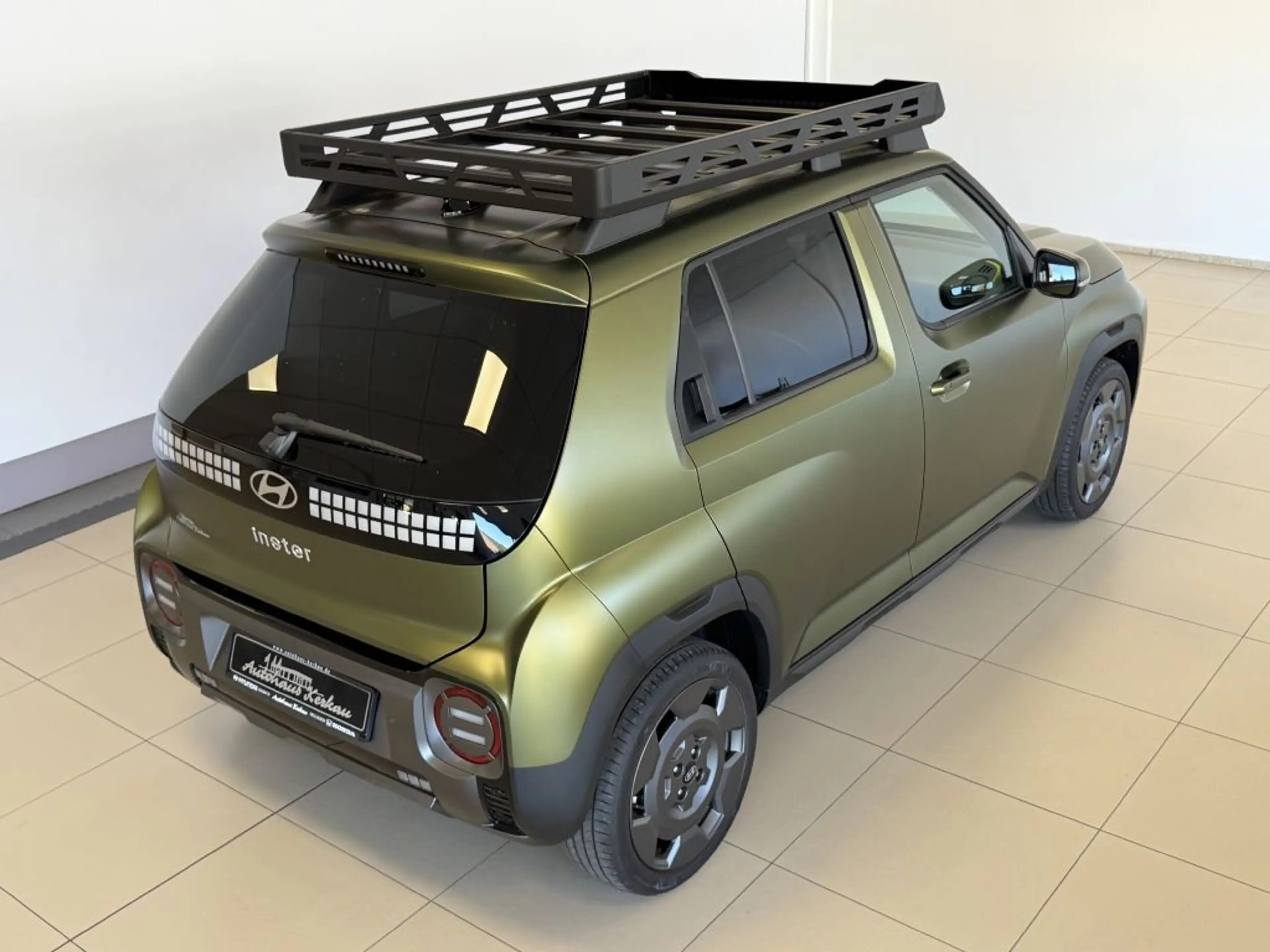 Hyundai Inster 49kWh Cross + Dachträger + — photo 13