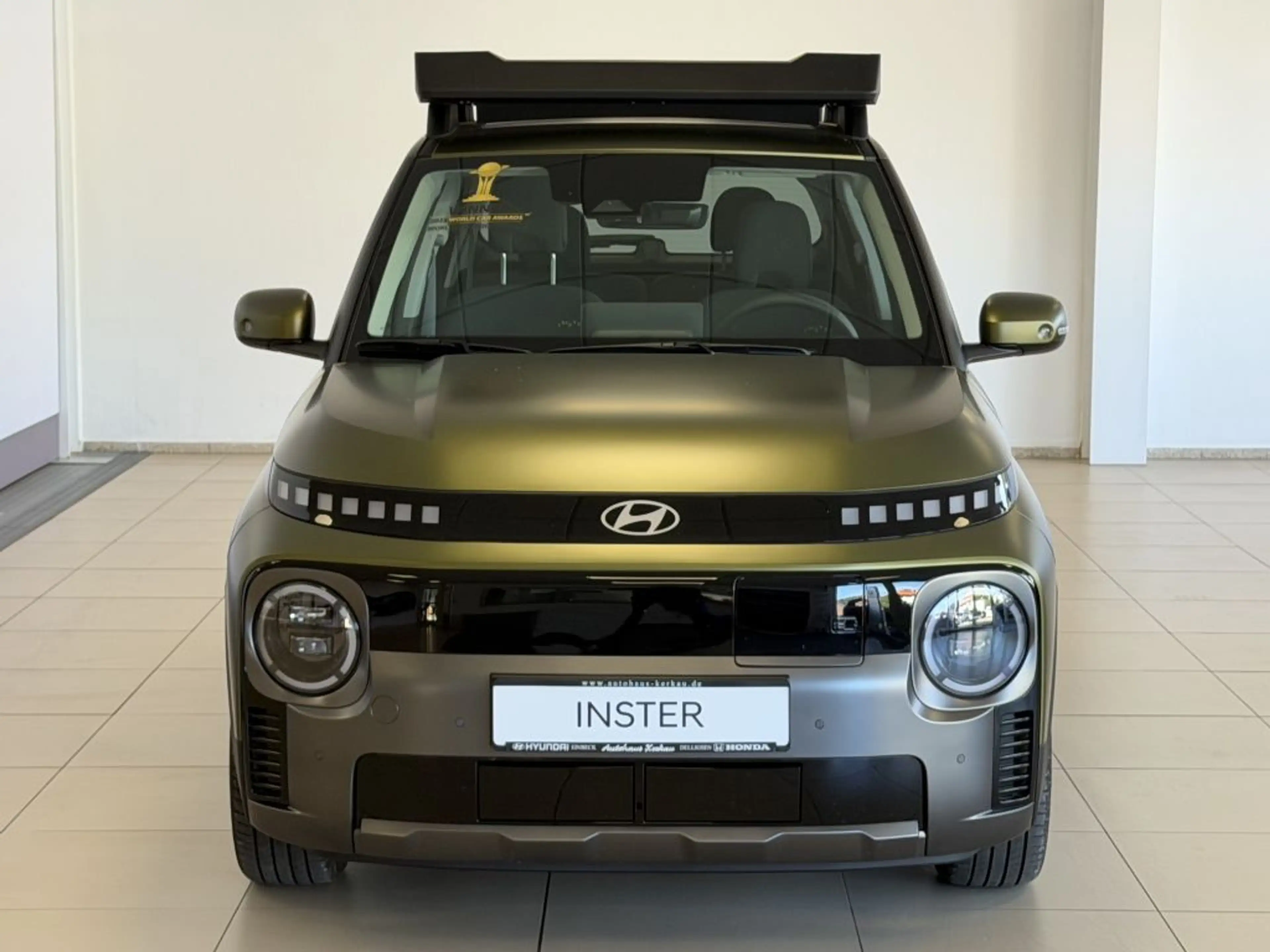 Hyundai Inster 49kWh Cross + Dachträger + — photo 3