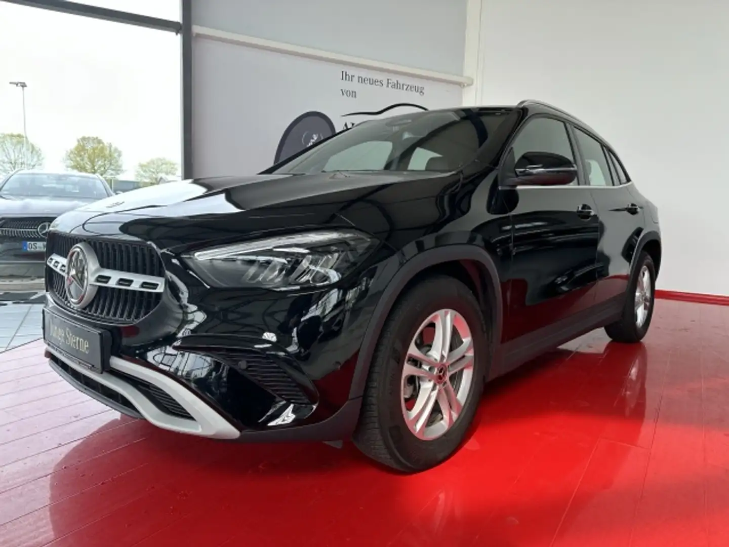 Mercedes-Benz GLA 200 GLA 200 AHK+KAMERA+EL.HECKKLAPPE+LENK-ASSISTENT Noir - 2