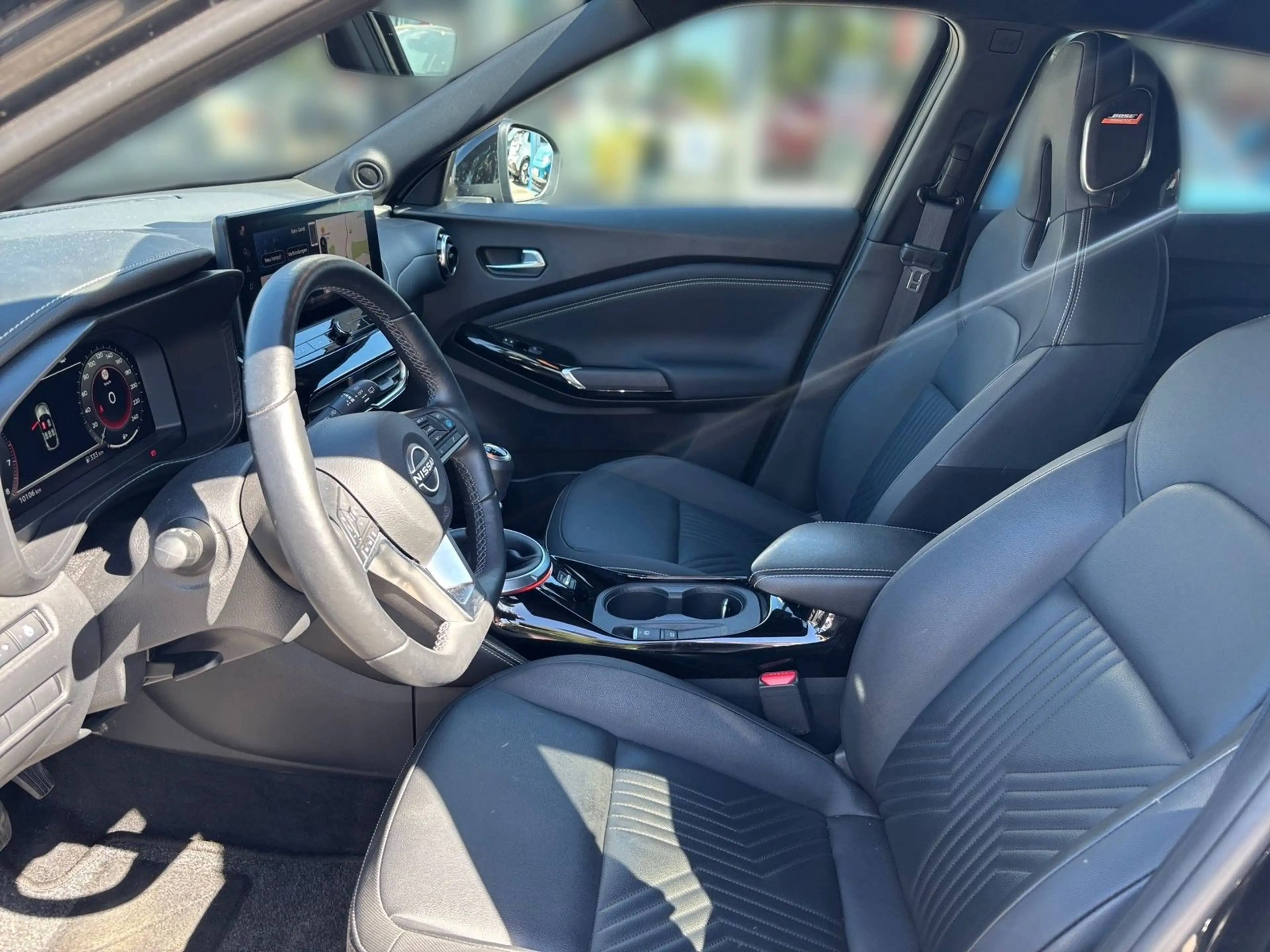 Nissan Juke 1.0 DIG-T MT Schaltgetriebe - Tekna — photo 7
