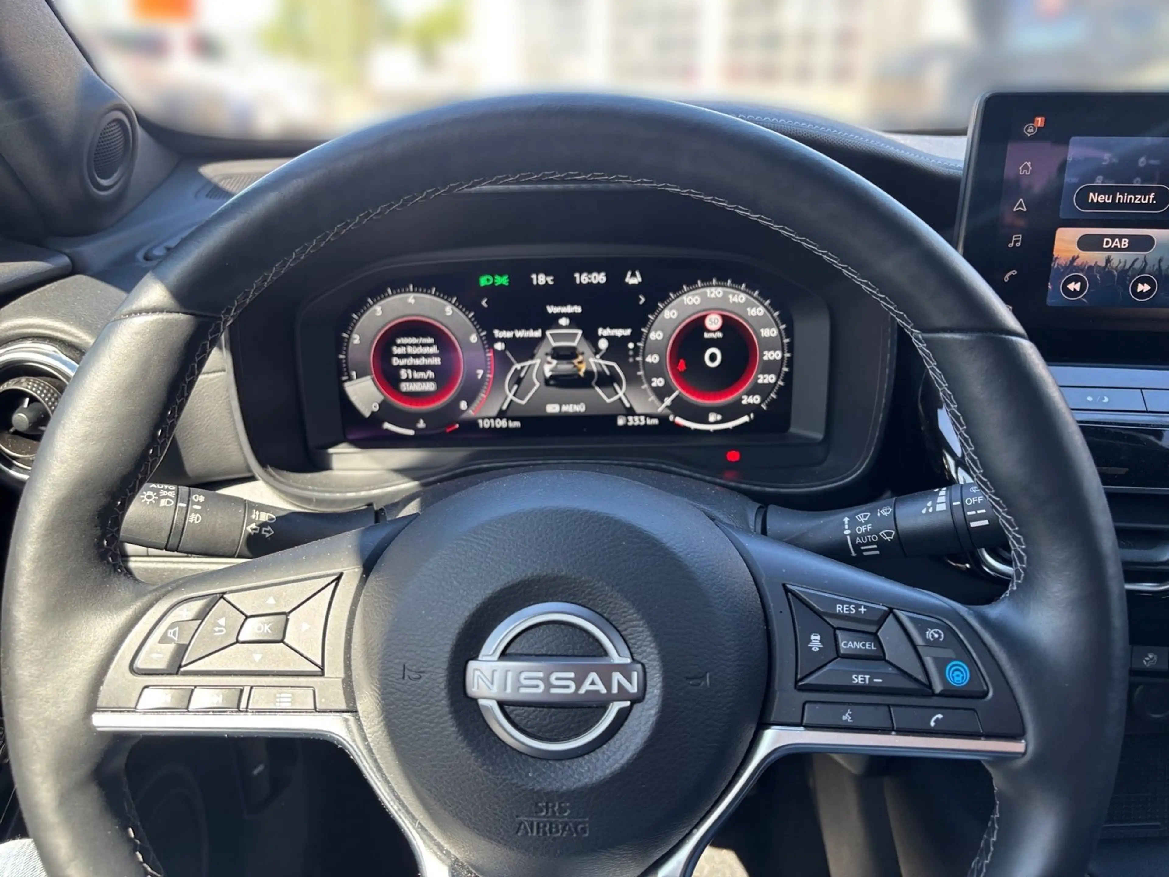 Nissan Juke 1.0 DIG-T MT Schaltgetriebe - Tekna — photo 8