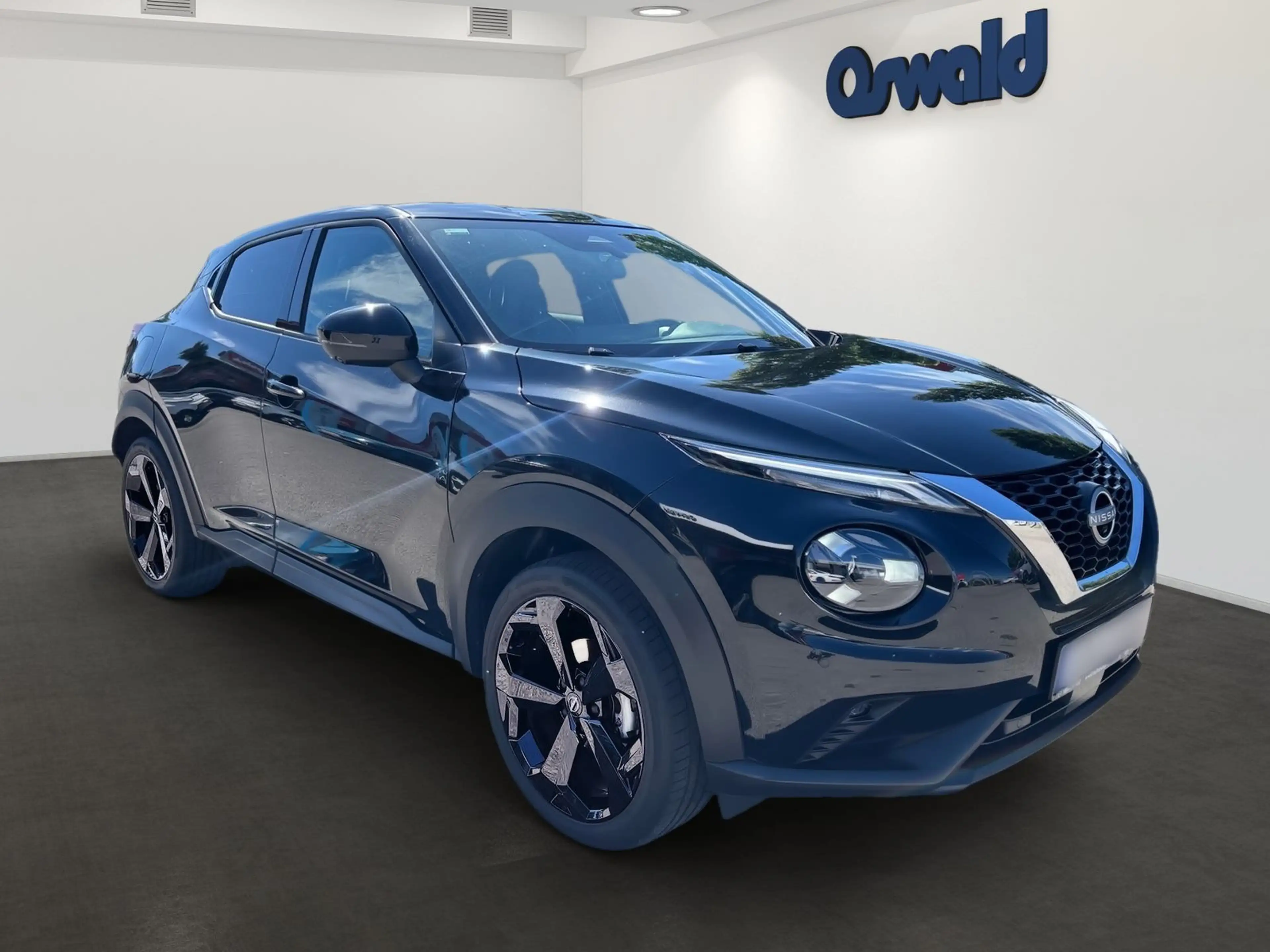 Nissan Juke 1.0 DIG-T MT Schaltgetriebe - Tekna — photo 2