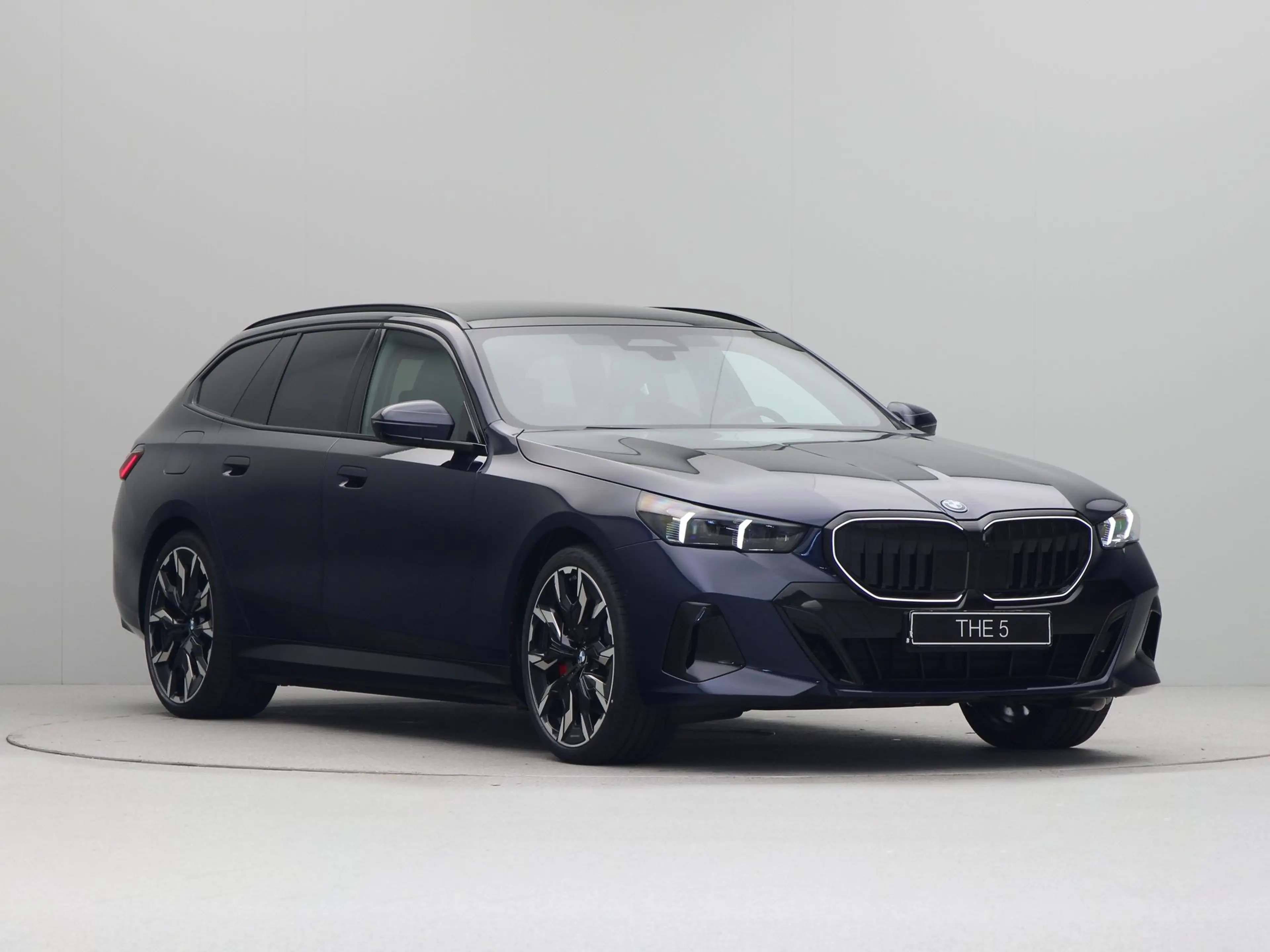 BMW 550 5 Serie 550e Touring xDrive — photo 7