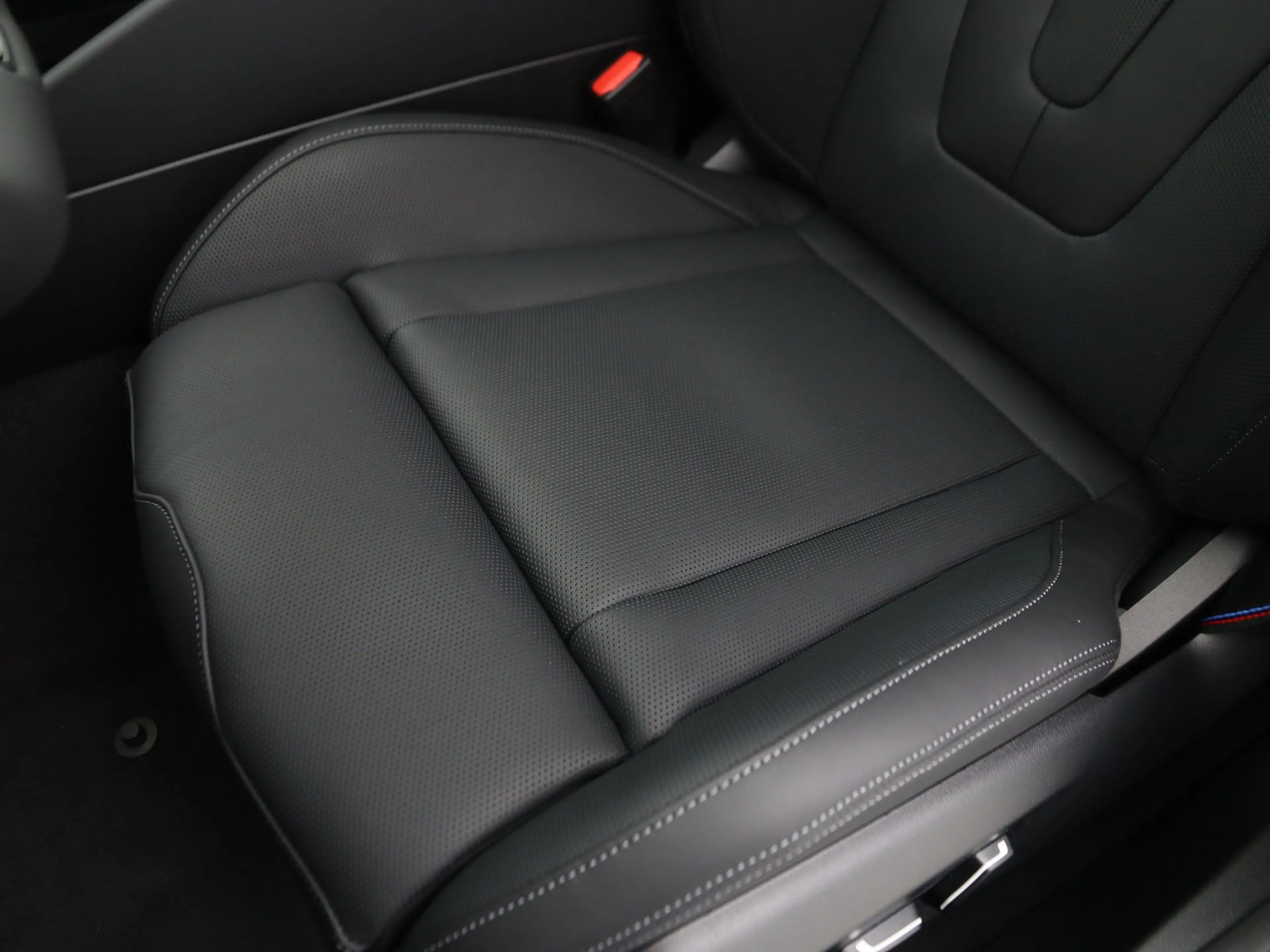 BMW 550 5 Serie 550e Touring xDrive — photo 15