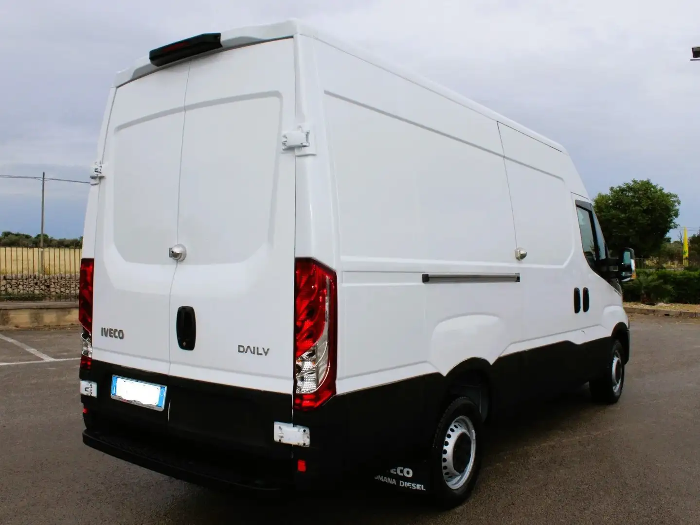 Iveco Daily 35S12 Bianco - 1