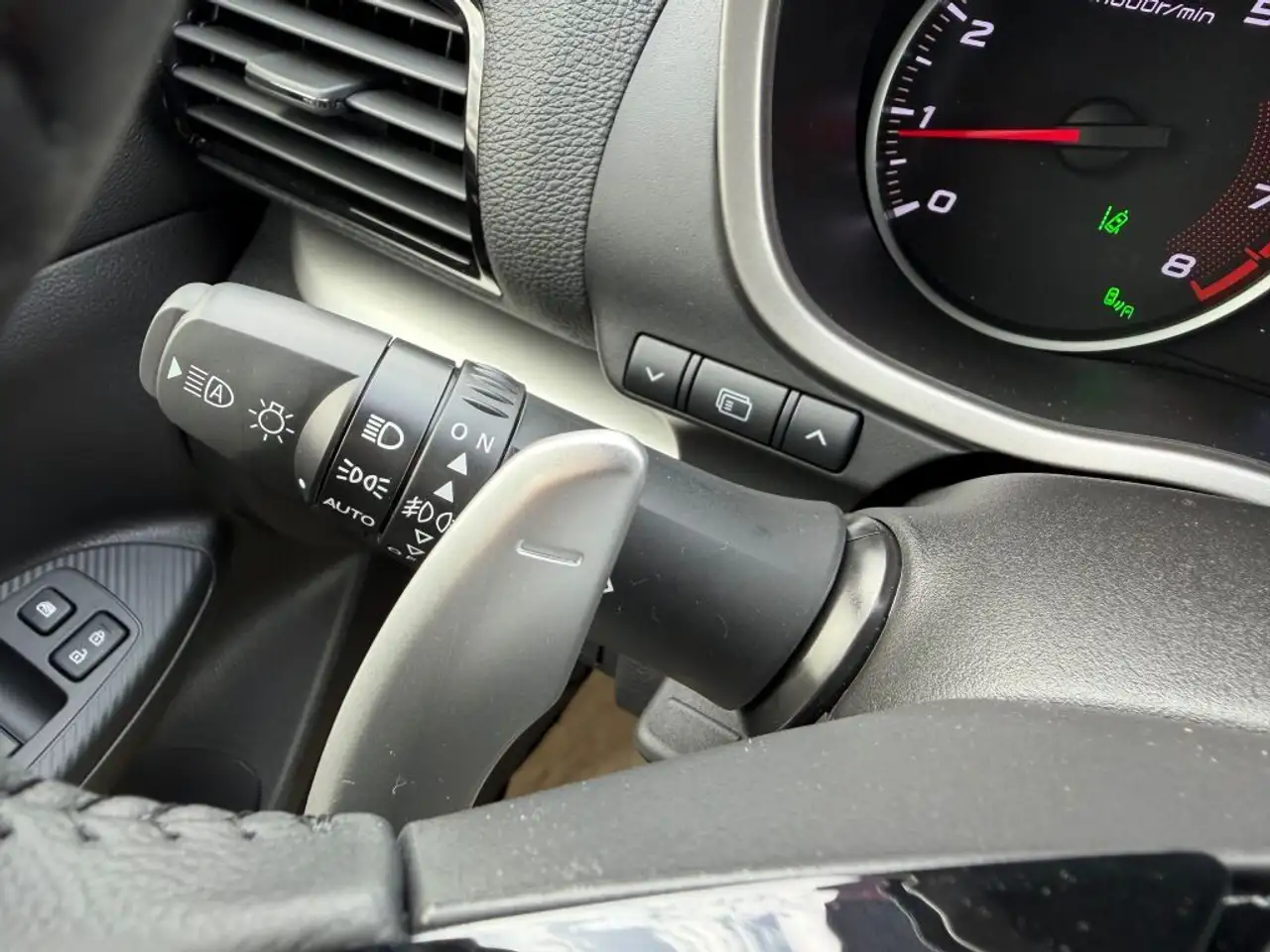Mitsubishi Eclipse Cross снимка Mitsubishi Eclipse Cross