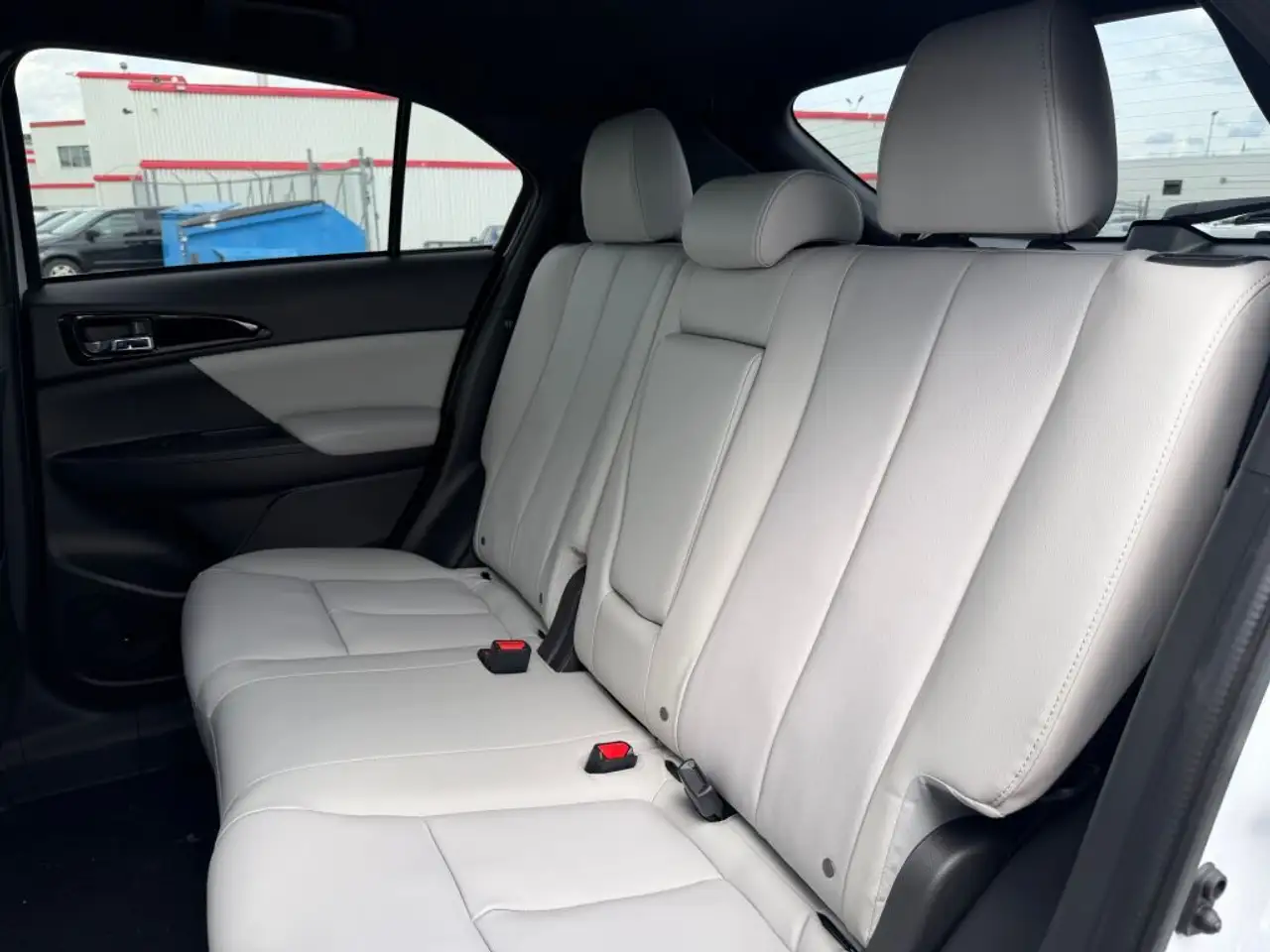 Mitsubishi Eclipse Cross снимка Mitsubishi Eclipse Cross