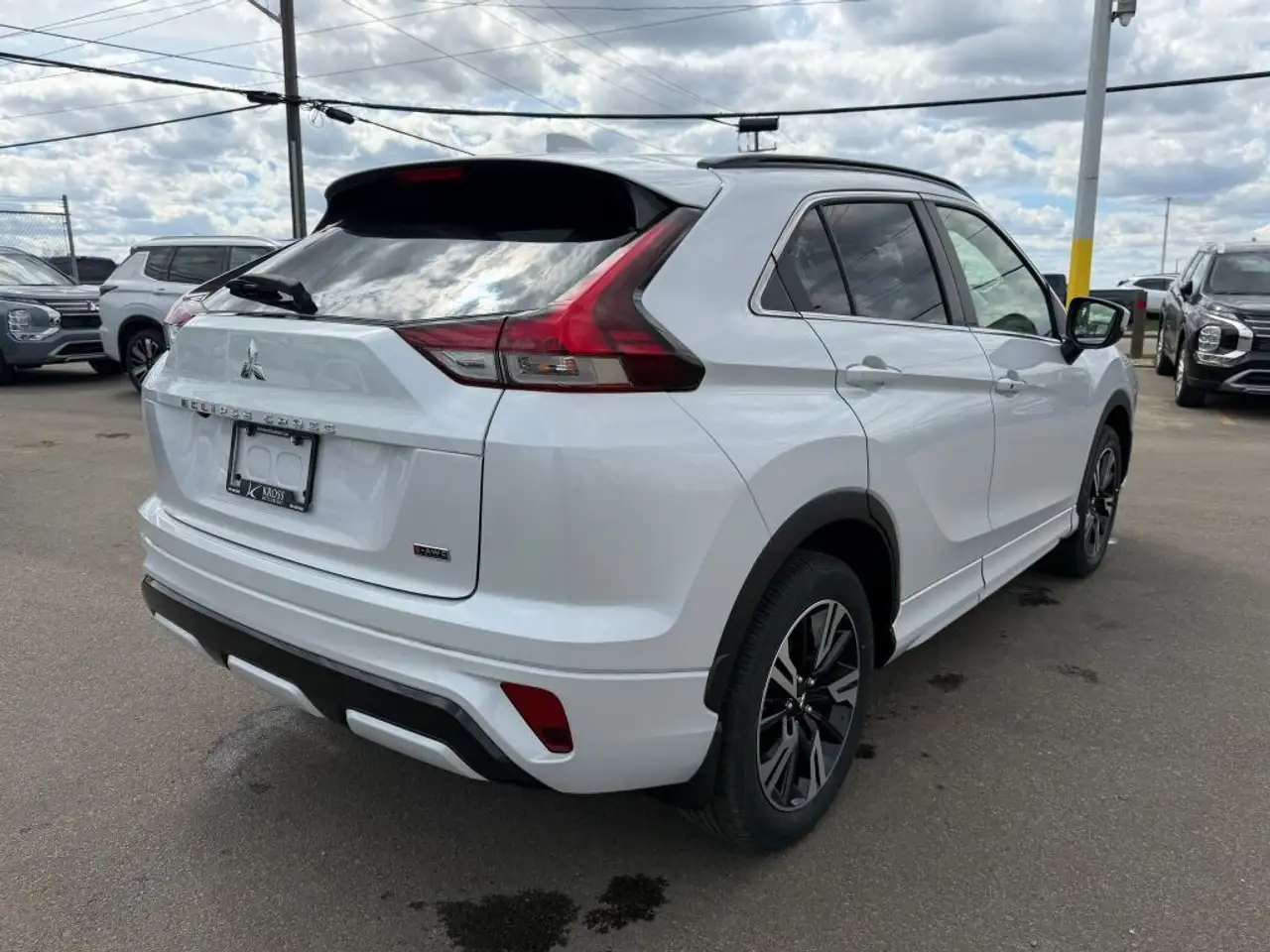 Mitsubishi Eclipse Cross снимка Mitsubishi Eclipse Cross