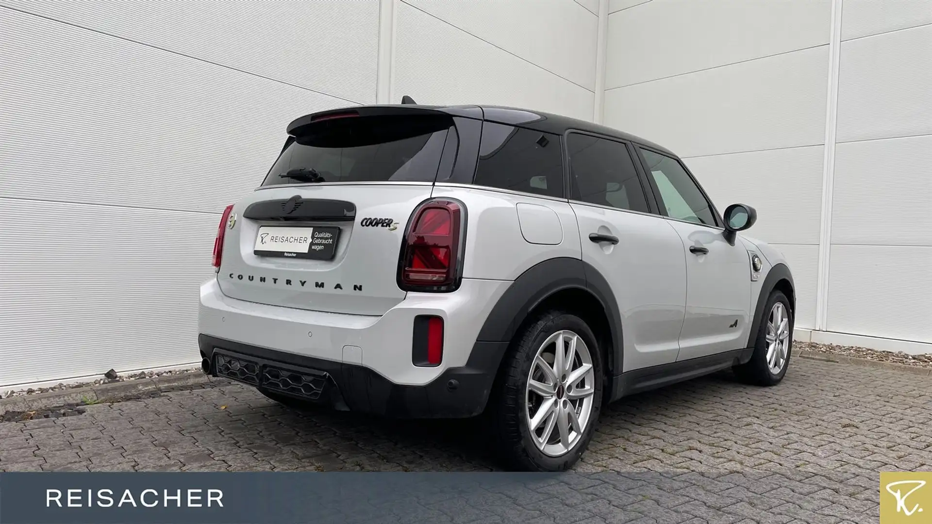 MINI Cooper S E ALL 4 Countryman JCW Navi,RFK,Pano,HuD Silber - 2