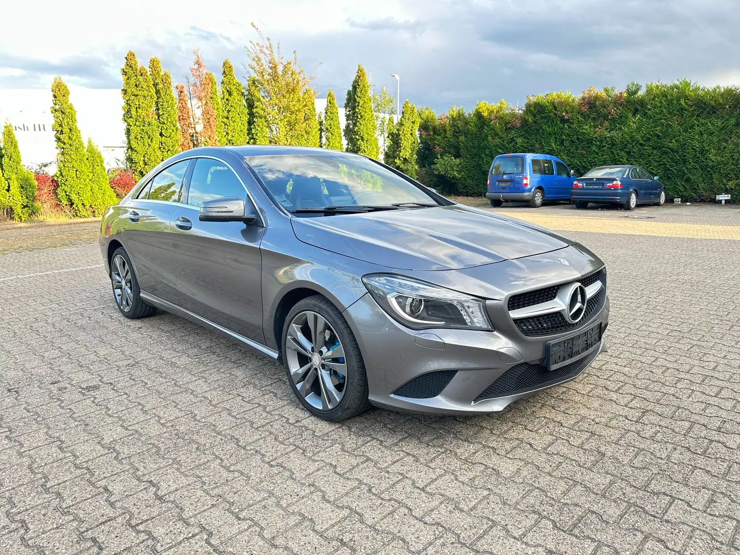 Mercedes-Benz CLA 180 CLA Shooting Brake 180 Edition, Top Zustand Gri - 1