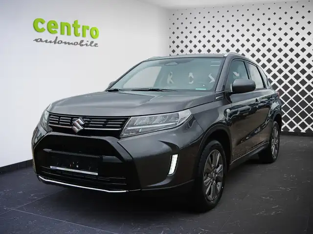 Suzuki Vitara main image