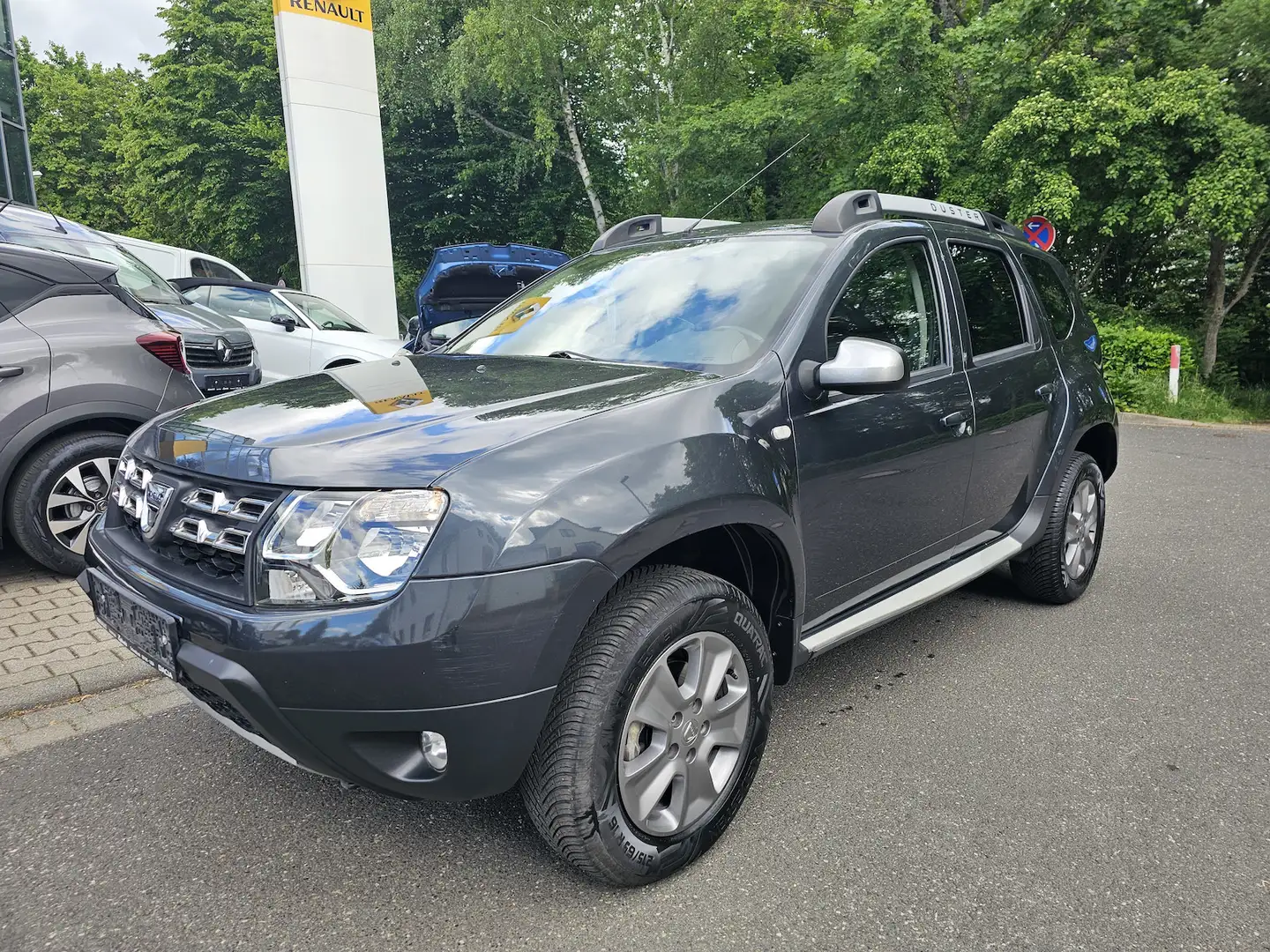 Dacia Duster Prestige 4x2+ Insp.-TÜV NEU Чорний - 1