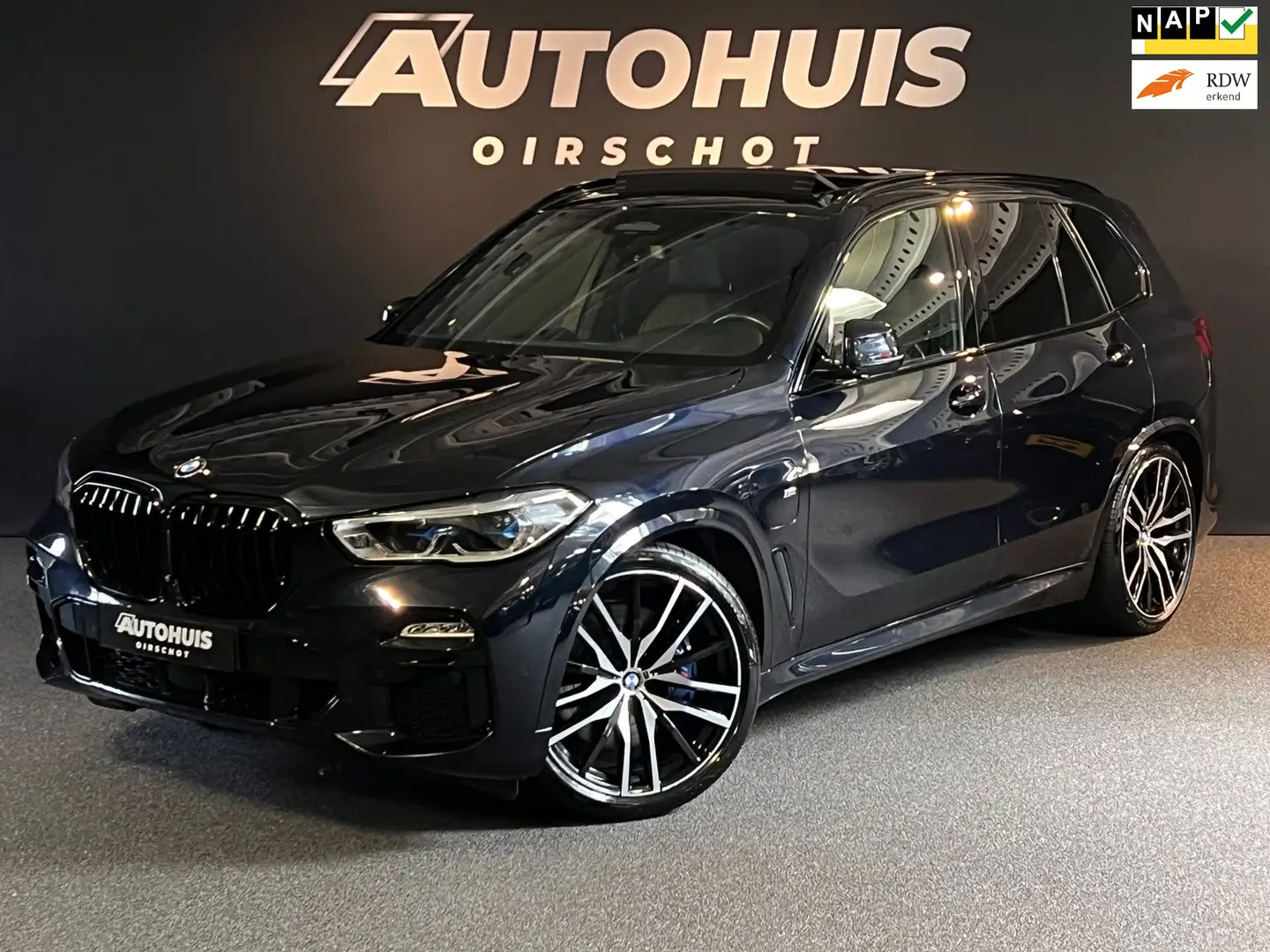 BMW X5 XDrive45e High Executive Edition M/ Pano/ Marino/ Noir - 1