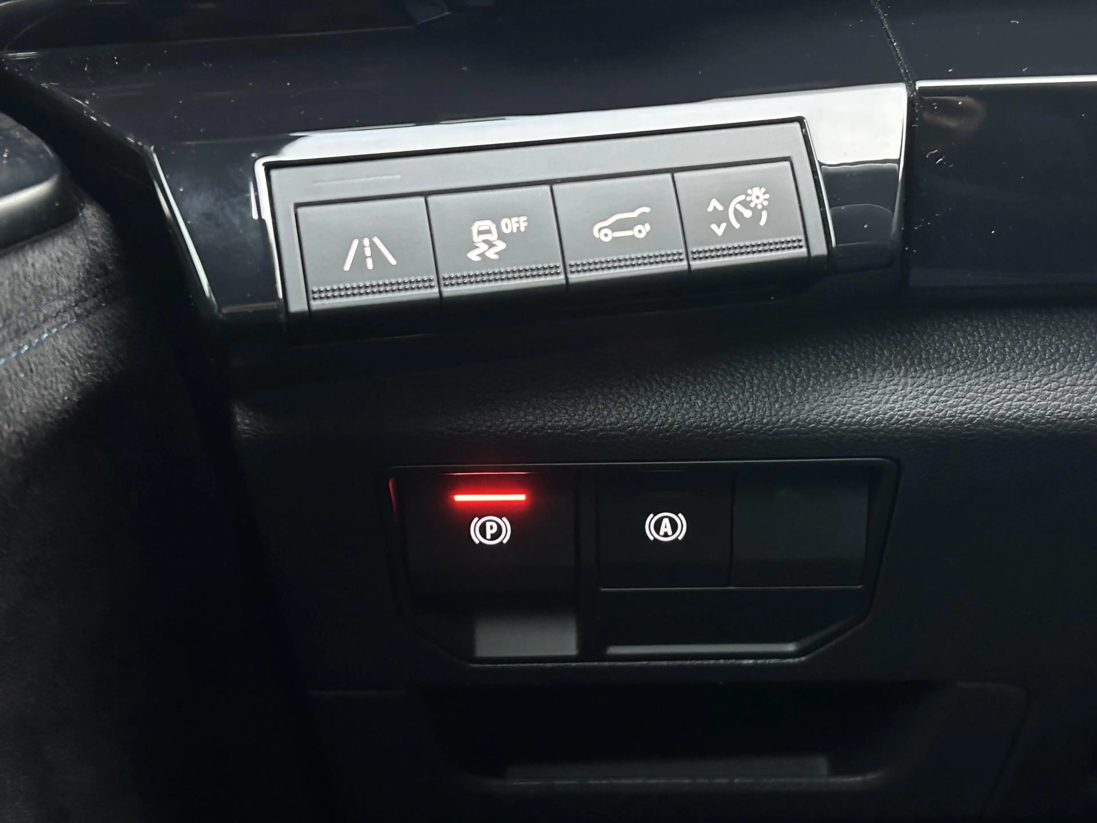 Renault Austral 1.2 E-Tech full hybrid 200 iconic esprit Alpine | — photo 28