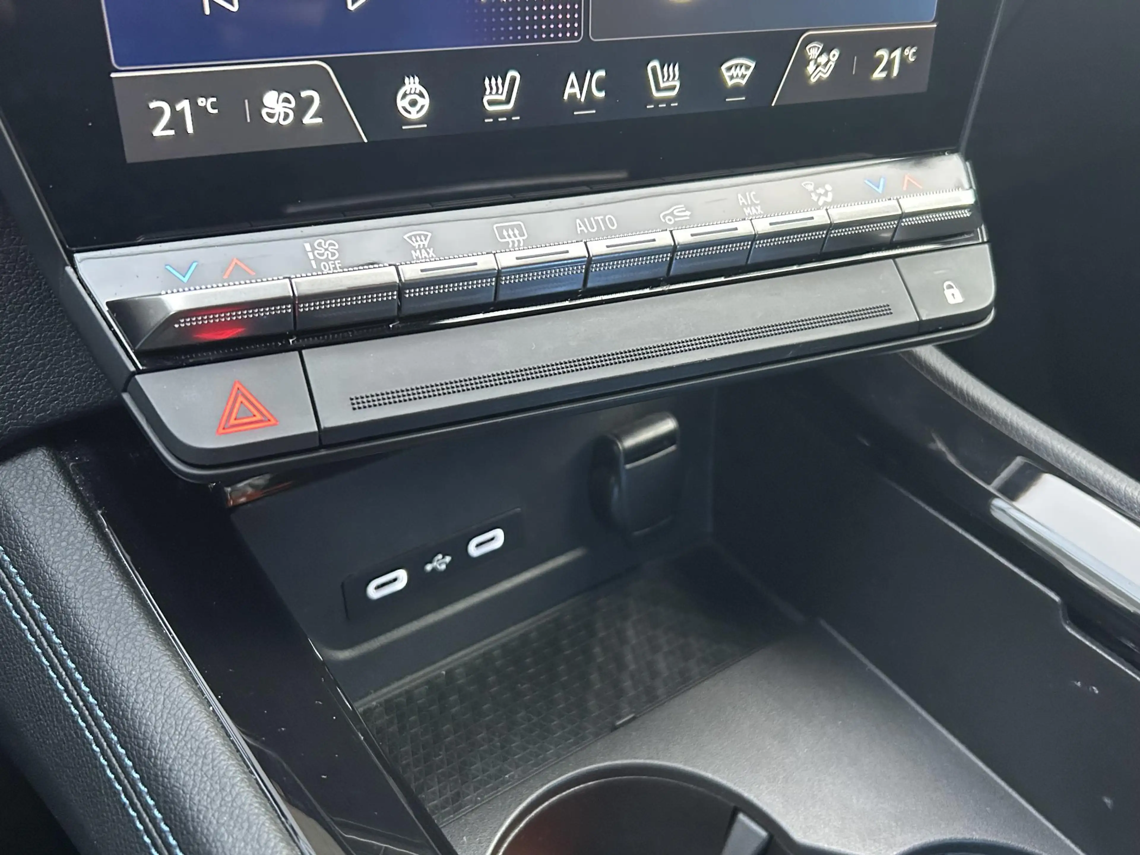 Renault Austral 1.2 E-Tech full hybrid 200 iconic esprit Alpine | — photo 13