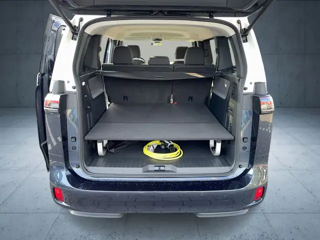 Volkswagen ID. Buzz view 12