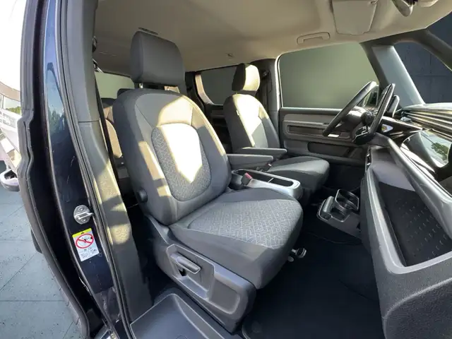 Volkswagen ID. Buzz view 13