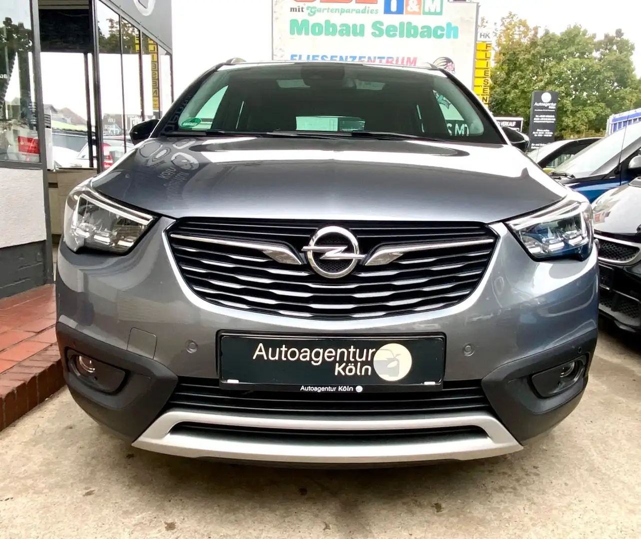 Opel Crossland X Innovation *PANO*SHZ*NAVI*1-J GAR Grau - 2