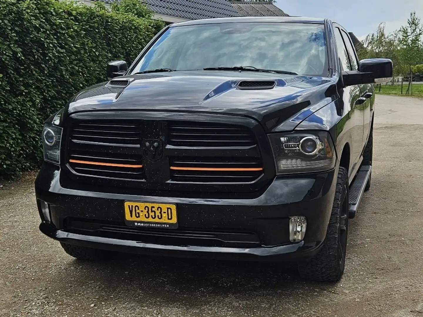 Dodge RAM 1500 5.7 HEMI Black Edition Marge Чорний - 1