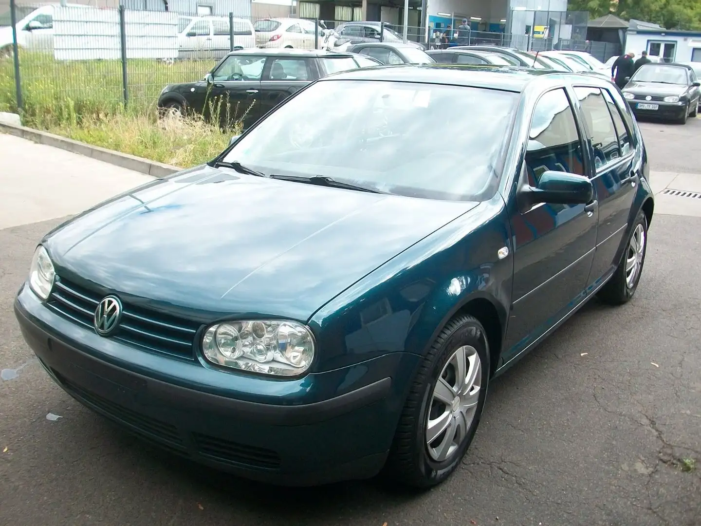 Volkswagen Golf IV 1.6*Klima*5Gang*Euro4*Tüv08/2027* Grün - 1