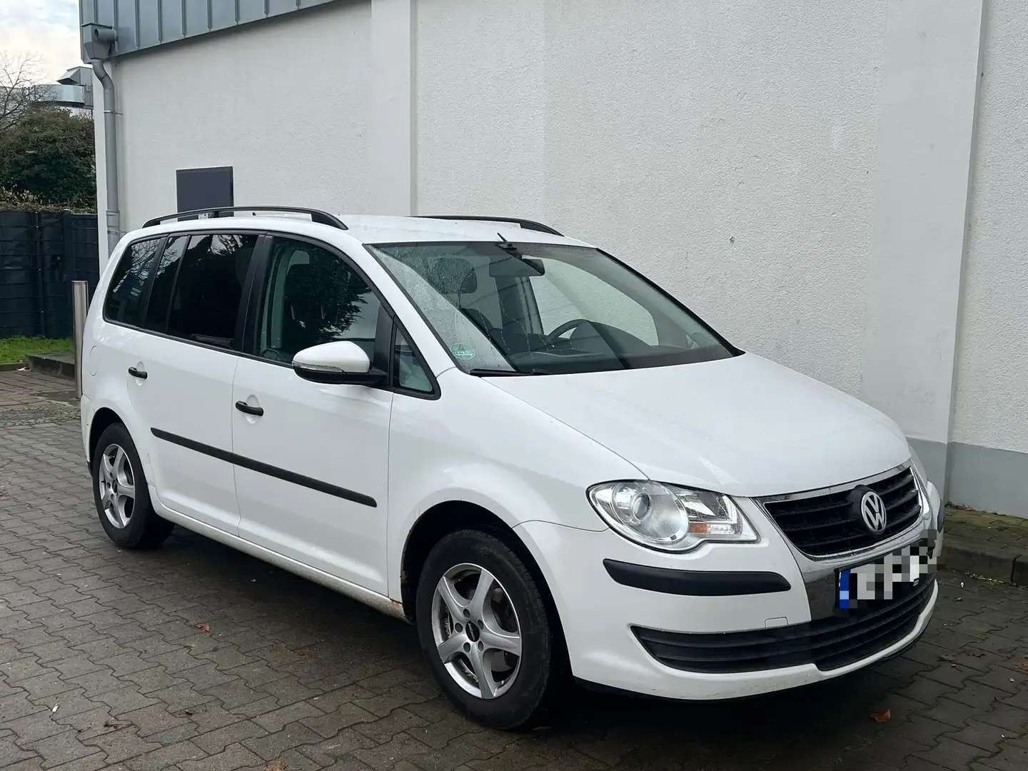 Volkswagen Touran 1.6 MPI Conceptline *KLIMA+TEMPO+AHK+2-HAND* 2009 Blanc - 2