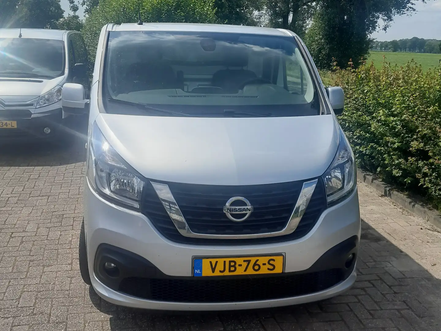 Nissan NV300 NV300 2.0 dCi L2H1 Optima Zilver - 1