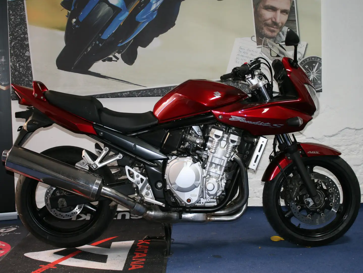Suzuki Bandit 650 GSF650SAK8 Rouge - 1
