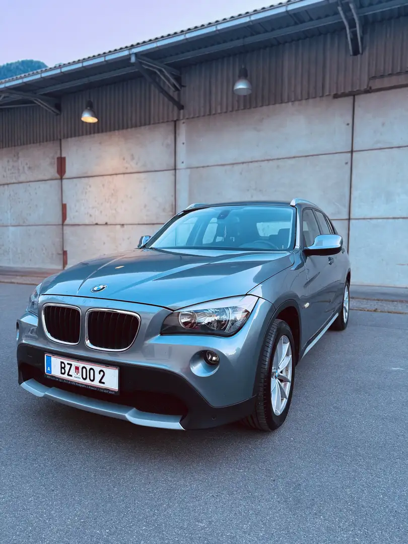 BMW X1 xDrive20d Österreich Paket Aut. - 1