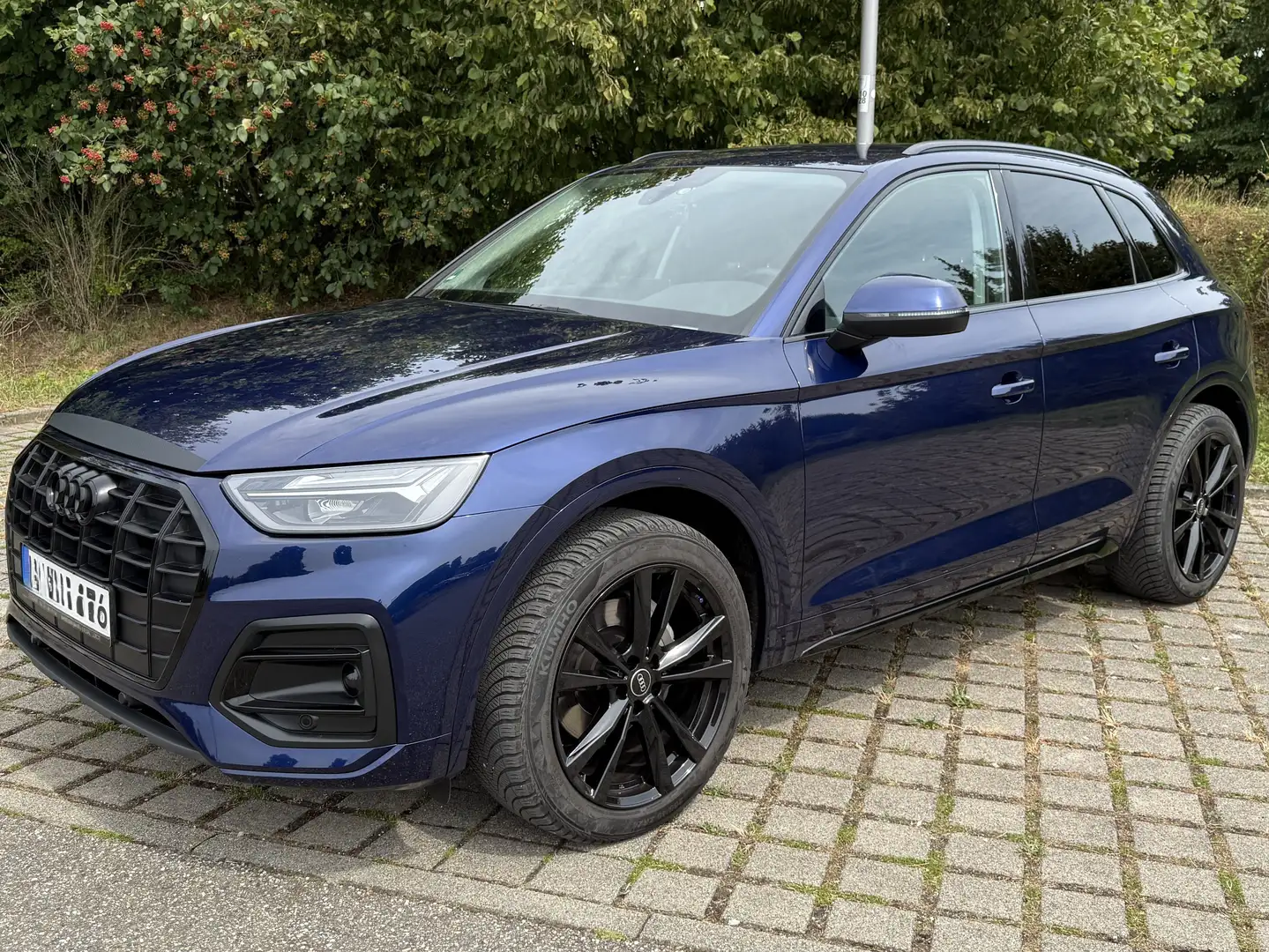 Audi Q5 Q5 35 TDI S tronic. NOVC-HEV(Hybrid-Diesel-E) Blau - 1