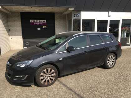 Opel Astra Sports Tourer 1.6 CDTi Edition / ENGINE MAKE NOISE