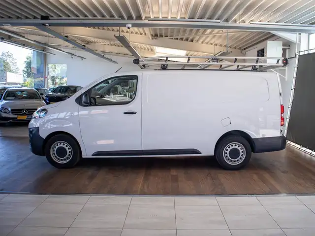 Opel Vivaro view 5