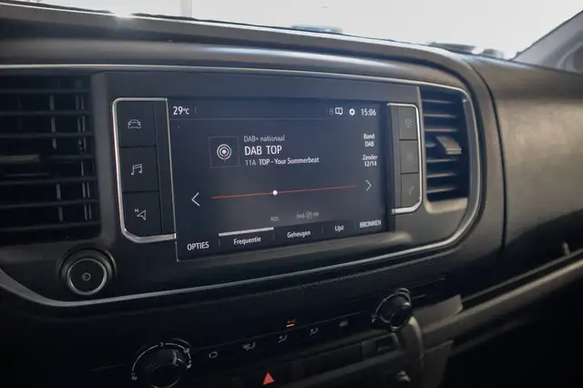 Opel Vivaro view 13