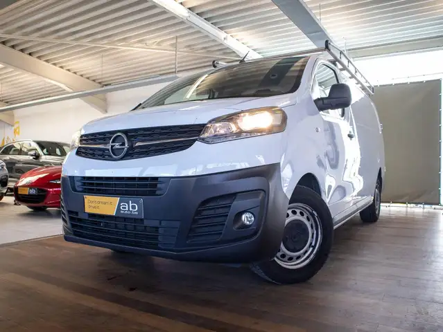 Opel Vivaro main image